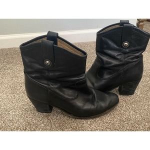 Frye Jackie Button Short Ankle Boots Size 8.5 Womens Black Leather Booties